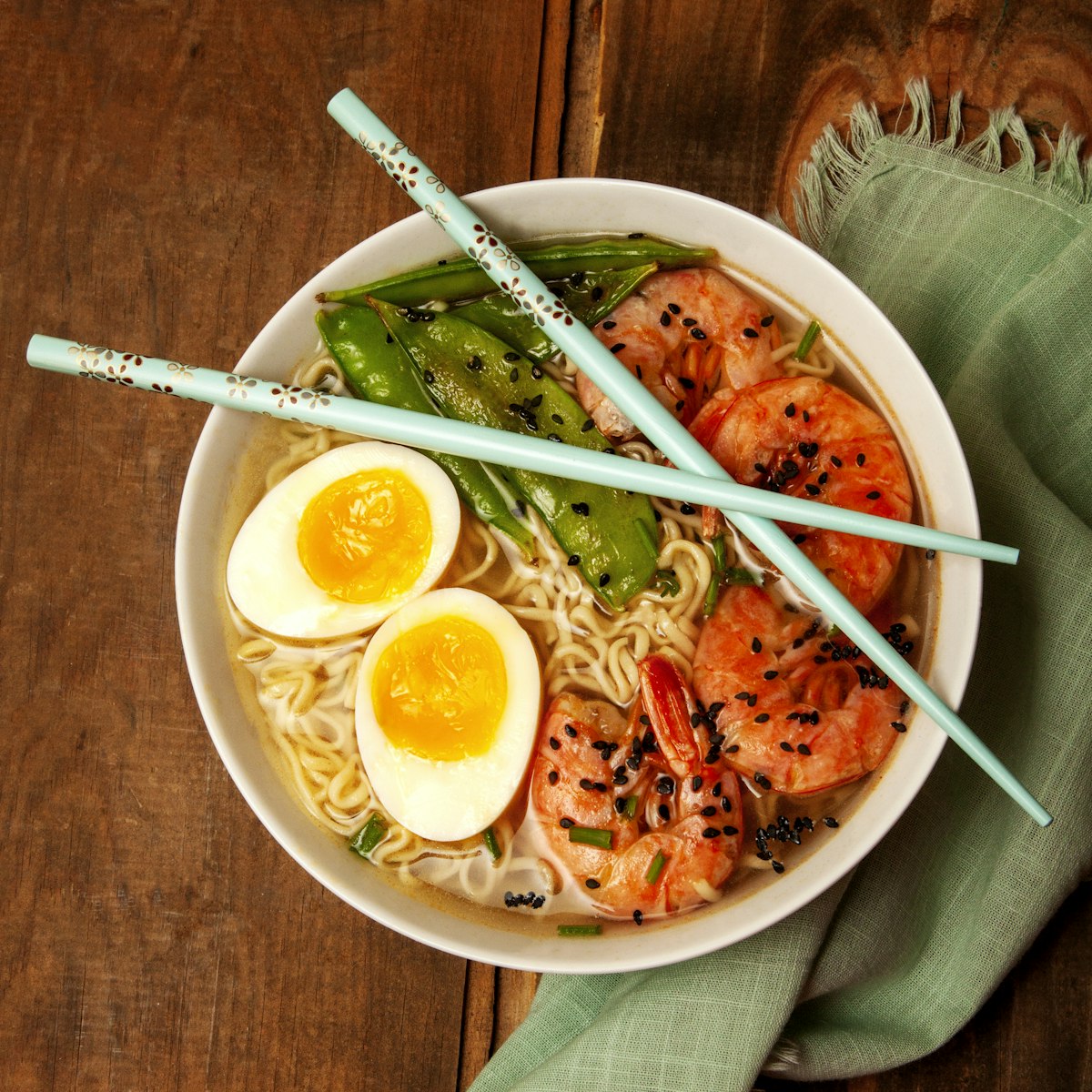 Suasana underground shopping Yaesu di Tokyo Station