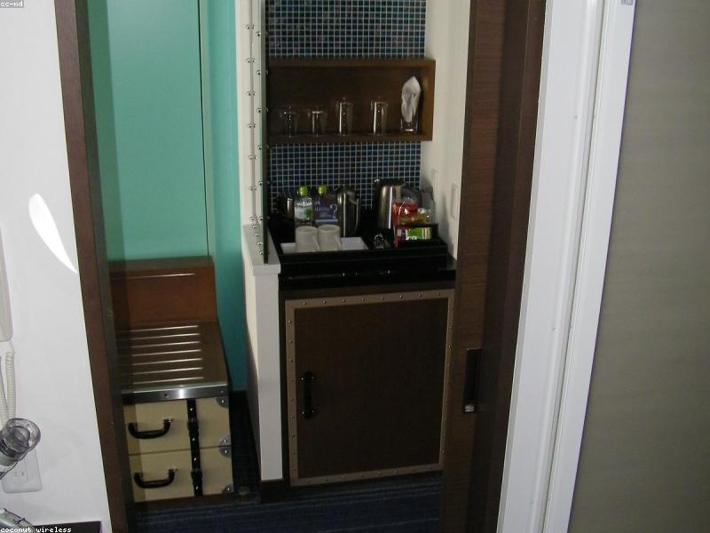 Hotel Kapsul Modern di Jepang: Pengalaman Menginap Unik - Image 5