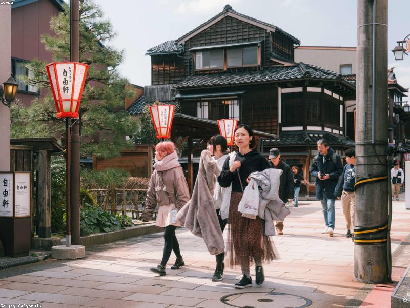 Halal Food di Convenience Store Jepang 2026: Update Terbaru Produk & Tips 2026 - Gambar 4