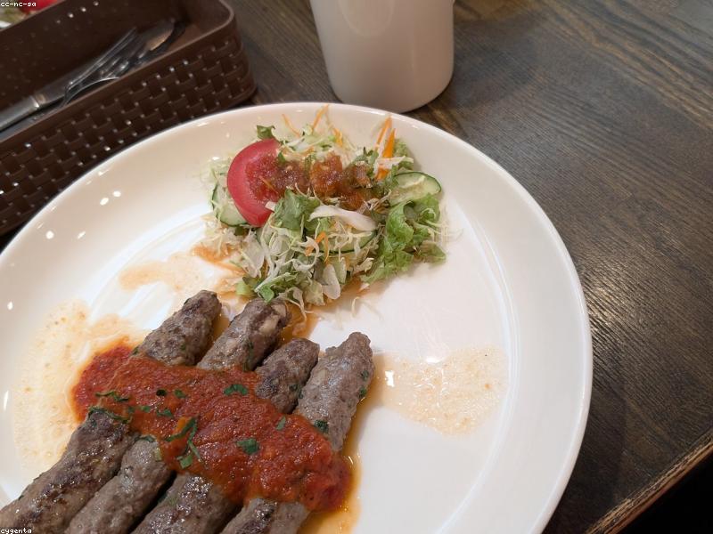 restoran halal Dekat Disney Resort - Image 9